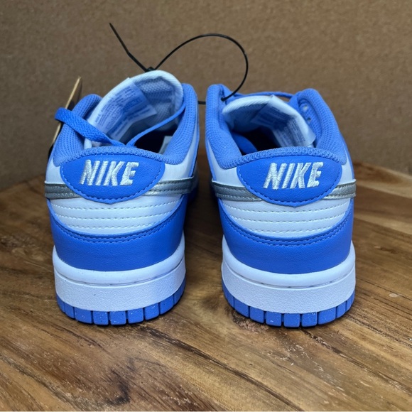 Nike
Dunks
Royal pulse
Brand new - Picture 9 of 10